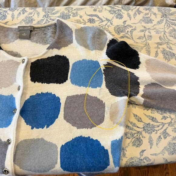 Ann Taylor Angora Lambswool Polka Dot Cropped Cardigan Sweater Womens M – FLAW - Picture 2 of 10